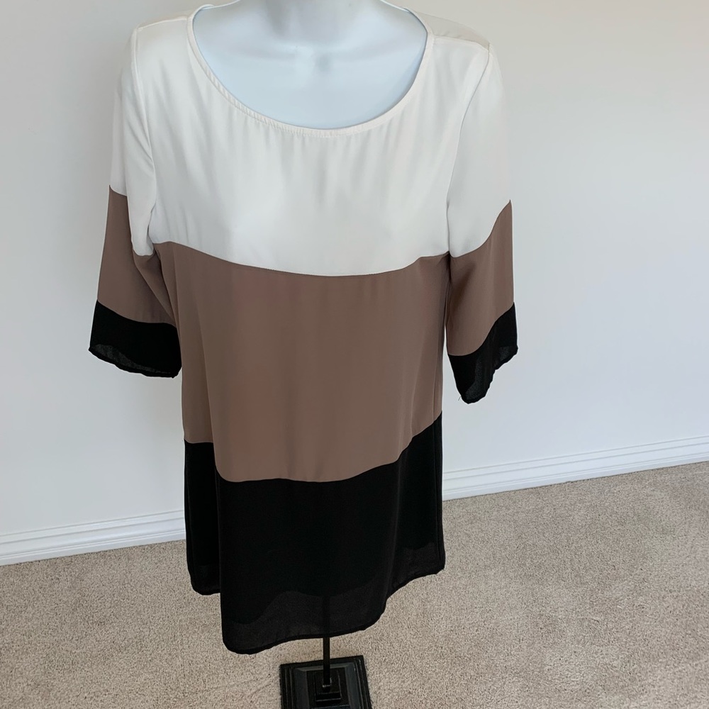 Women’s Dress in off white, brown, black